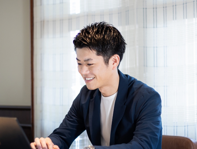 Web marketer  Takatoshi